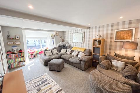 33 Townhead, Auchterarder, PH3 1JG