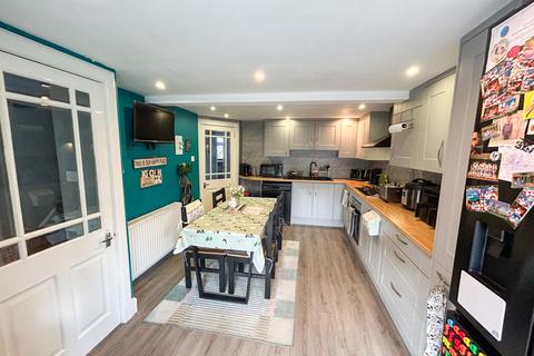 33 Townhead, Auchterarder, PH3 1JG