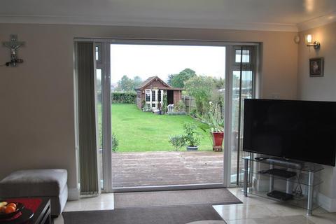 67 Greenways, Buntingford, SG9 9EG