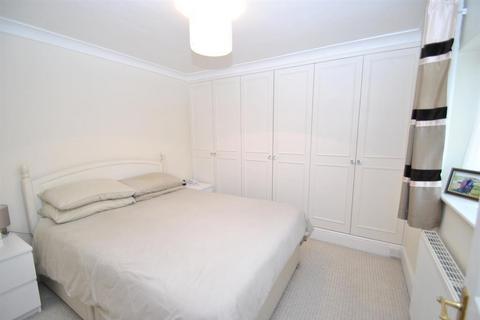 67 Greenways, Buntingford, SG9 9EG