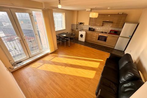 2 bedroom apartment to rent, City Link Hessel Street Salford M50 1DB