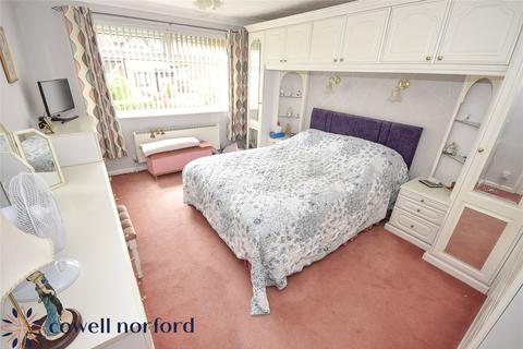 7 Bramhall Close, Milnrow, Rochdale, OL16 4BX