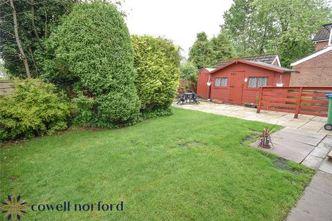7 Bramhall Close, Milnrow, Rochdale, OL16 4BX