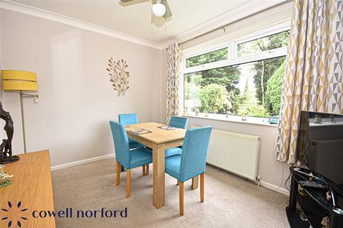 7 Bramhall Close, Milnrow, Rochdale, OL16 4BX