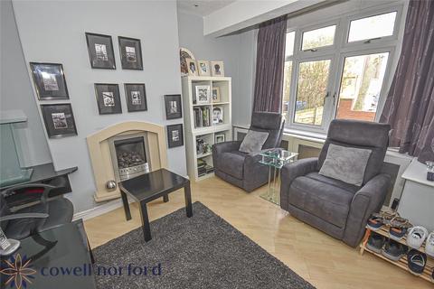 164 Foxdenton Lane, Chadderton, Oldham, OL9 9QR