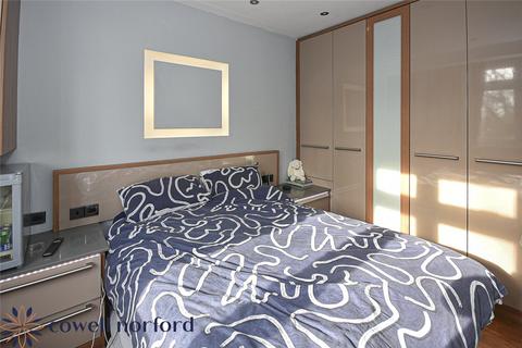 164 Foxdenton Lane, Chadderton, Oldham, OL9 9QR
