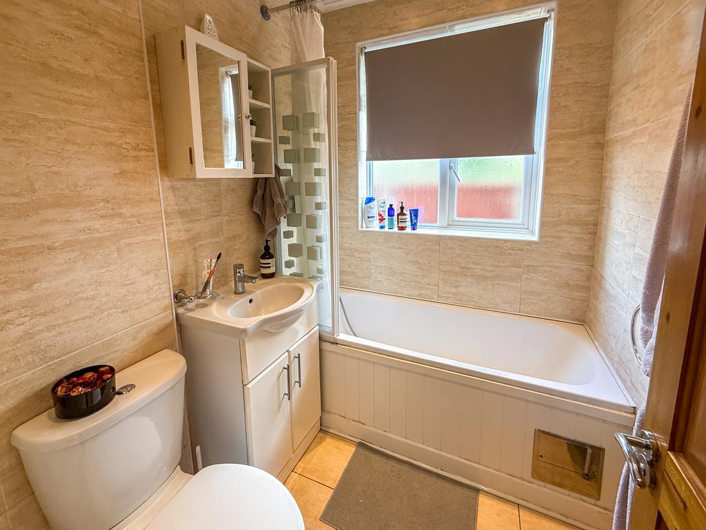 Tiled Modern Bathroom