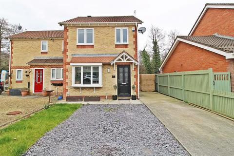 9 Larch Drive, Cross Inn, Pontyclun, CF72 8NL
