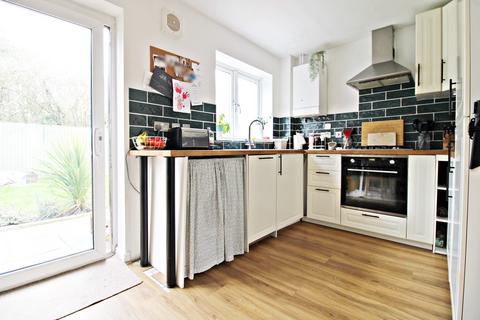 9 Larch Drive, Cross Inn, Pontyclun, CF72 8NL