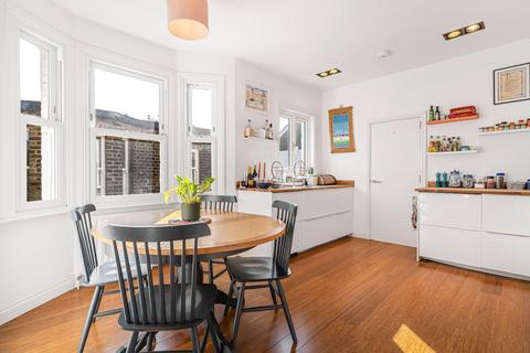 3 bedroom flat for sale, Shipman Road, Forest Hill, Lewisham