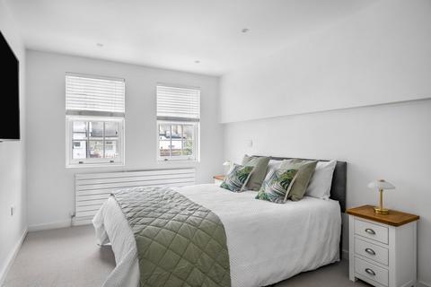 2 bedroom terraced house for sale, Danbury Street, Angel, Islington, London