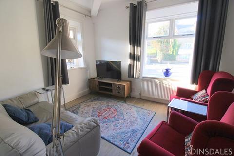 2 bedroom apartment to rent, Thornton Road, Thornton, Bradford, BD13 3JX