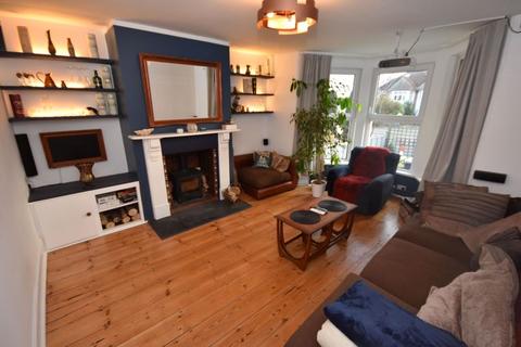 2 bedroom semi-detached house to rent, Topsham Road, Exeter
