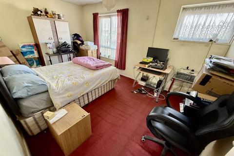 356 Long Acre, Birmingham, B7 5LR