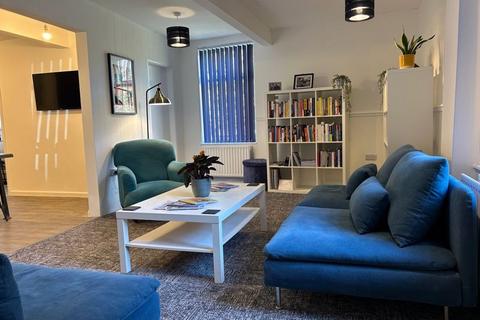 Office to rent, Albert Chambers, Canal Street, Congleton