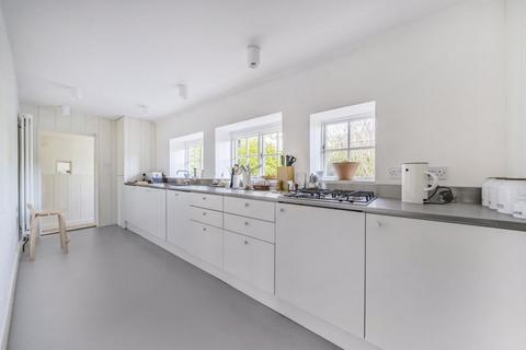 5 bedroom character property for sale, Deal
