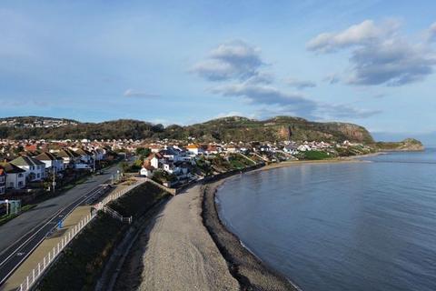 3 bedroom detached house for sale, Glan Y Mor Road, Penrhyn Bay
