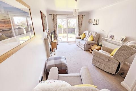 2 bedroom bungalow for sale, Welshmans Hill, Boldmere, Sutton Coldfield, B73 6RE