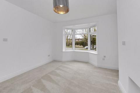 3 bedroom terraced house for sale, The Street, Barrow