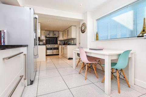 4 bedroom detached house for sale, Casewick Lane, Stamford