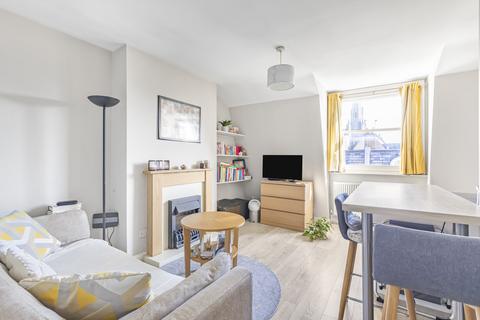 1 bedroom flat for sale, Oak Road, London, W5