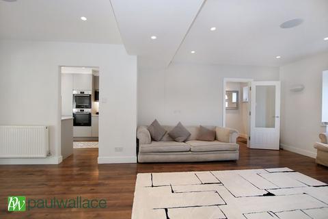5 Hampden Crescent, Cheshunt, Waltham Cross, EN7 5AX