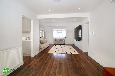 5 Hampden Crescent, Cheshunt, Waltham Cross, EN7 5AX