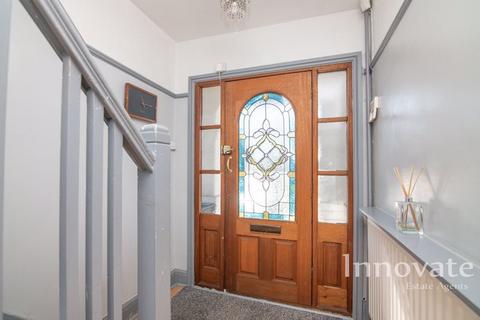4 bedroom semi-detached house for sale, Hagley Road West, Oldbury B68