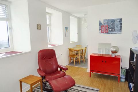 18 Strude Mill, Alva, FK12 5JW