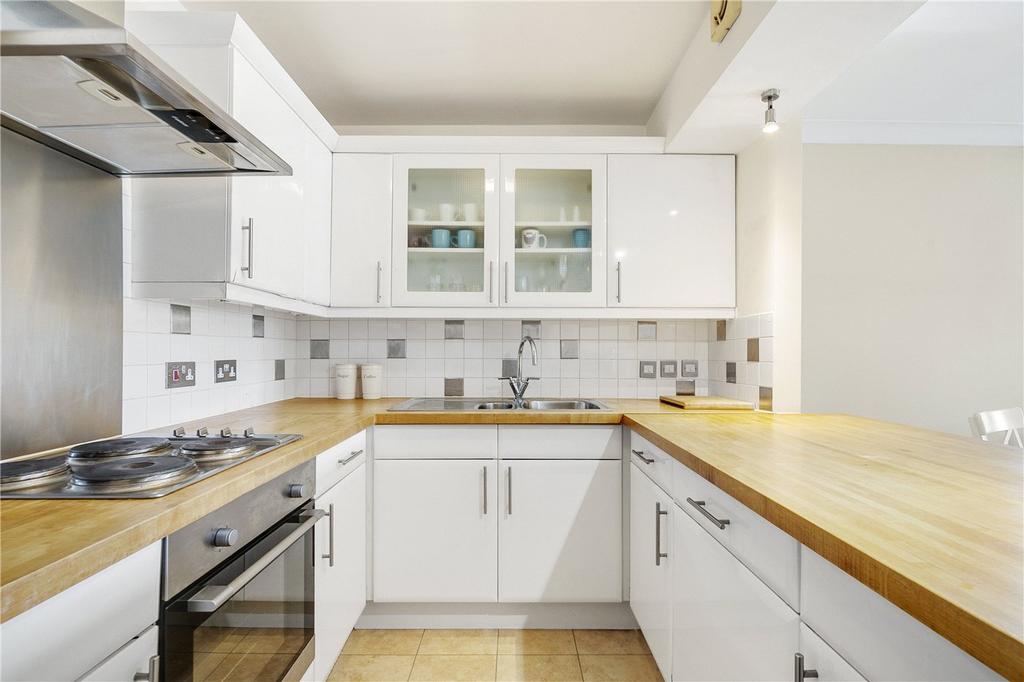 Apartment in London - View 2