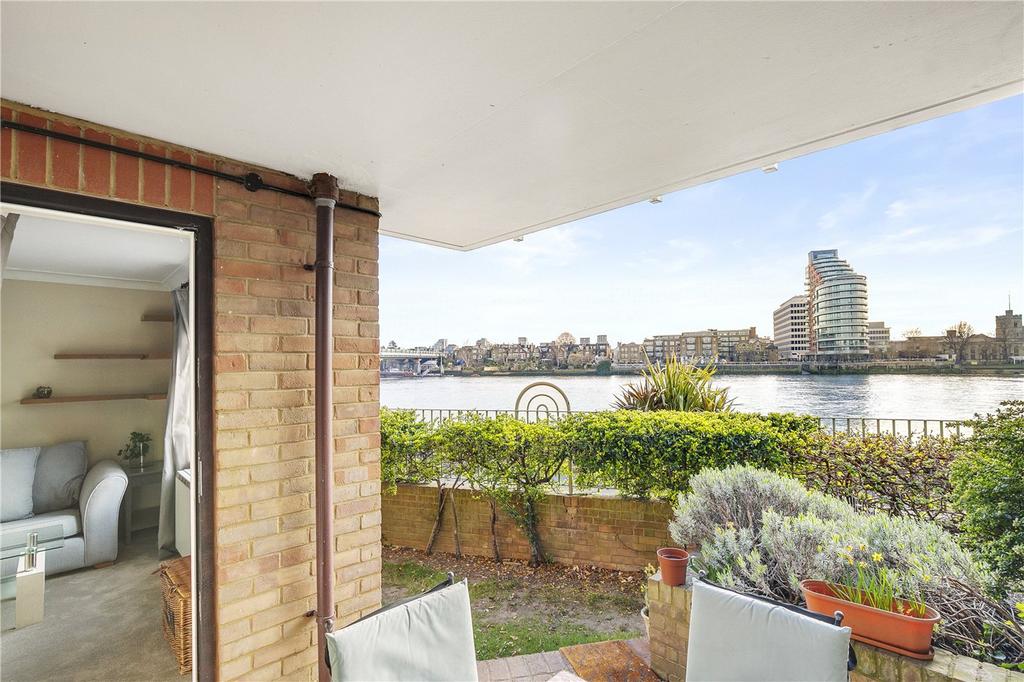 Apartment in London - View 3