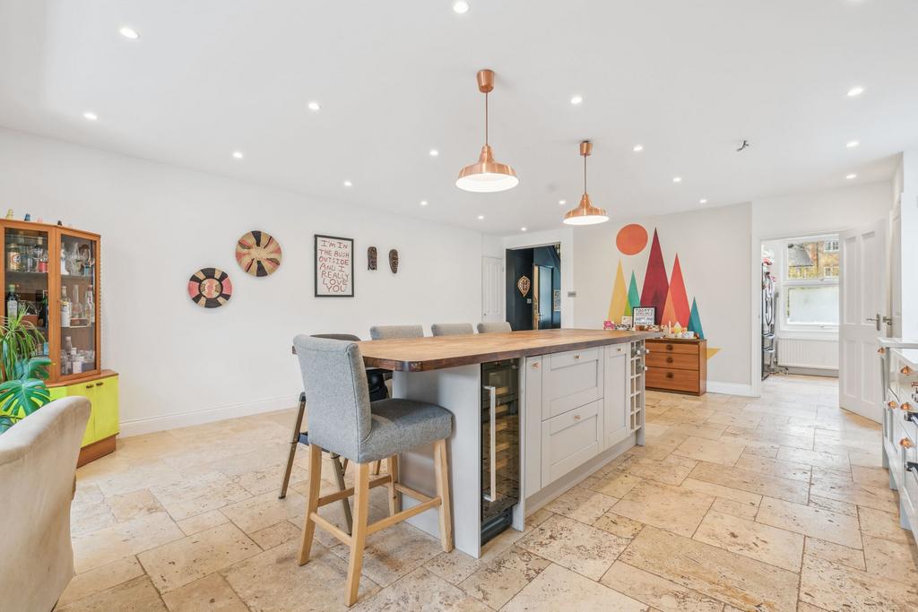 Kitchen Dining (6)