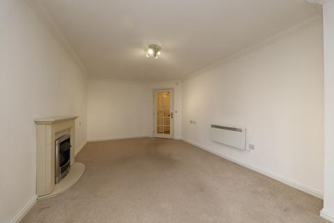 undefined, High Street, Rickmansworth WD3