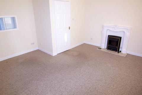 2 bedroom flat to rent, Parkstone, Poole, BH14