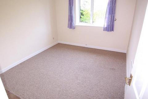 2 bedroom flat to rent, Parkstone, Poole, BH14