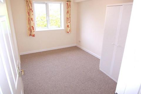 2 bedroom flat to rent, Parkstone, Poole, BH14