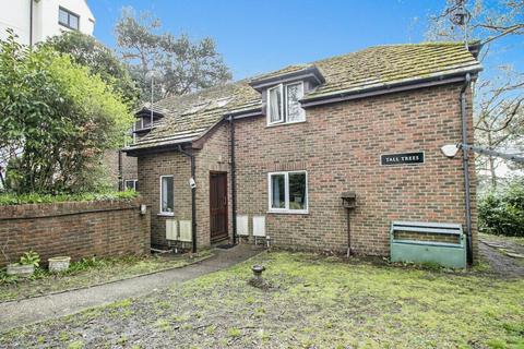 2 bedroom apartment to rent, Lower Parkstone, Poole, BH14