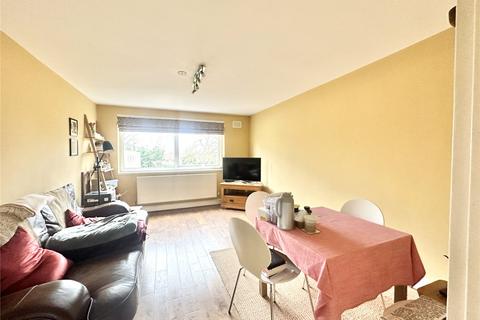 2 bedroom apartment to rent, Brooklands Road, Trafford M33