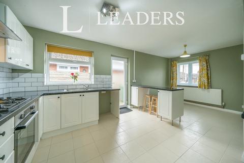 3 bedroom bungalow to rent, Shakespeare Grove