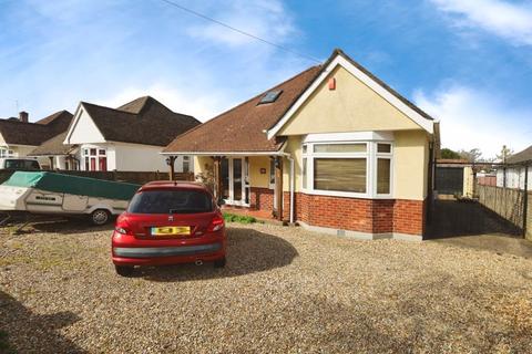 4 The Broadway, Northbourne, Bournemouth, BH10 7EY