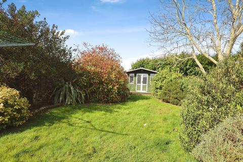 4 The Broadway, Northbourne, Bournemouth, BH10 7EY
