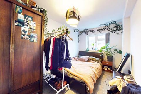 4 bedroom terraced house for sale, Iron Street, Cardiff CF24