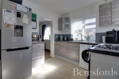 49 Eastham Crescent, Brentwood, CM13 2BU