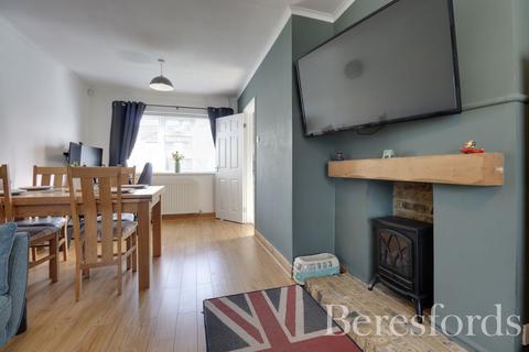 49 Eastham Crescent, Brentwood, CM13 2BU