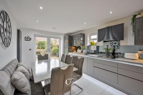 4 Barn Way, Cannock, WS12 0FP