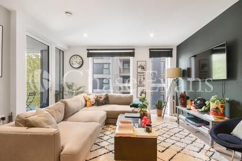 1 bedroom flat for sale, Deacon Street, Elephant & Castle, London, SE17