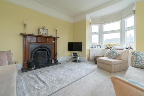 3 bedroom apartment to rent, Lightwood Road, Buxton