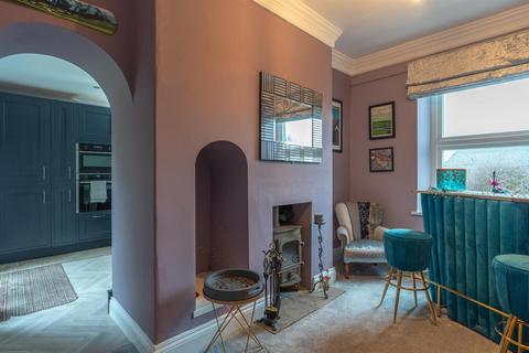 3 bedroom apartment to rent, Lightwood Road, Buxton