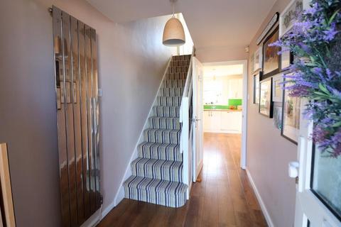 11 Buchanan Drive, Luton, LU2 0RX