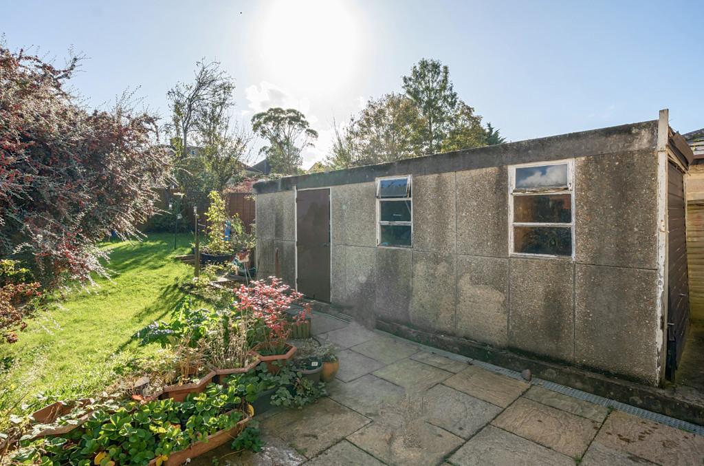 Garage &amp; Garden